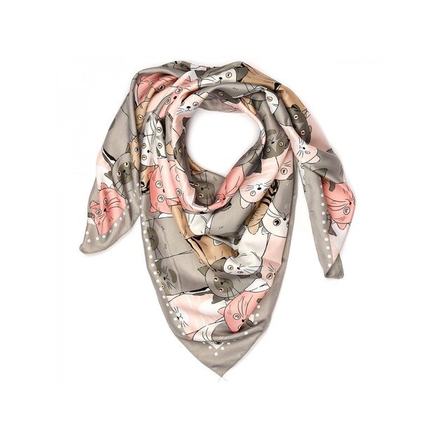 Pilka skarelė su rausvais kačiukais 1