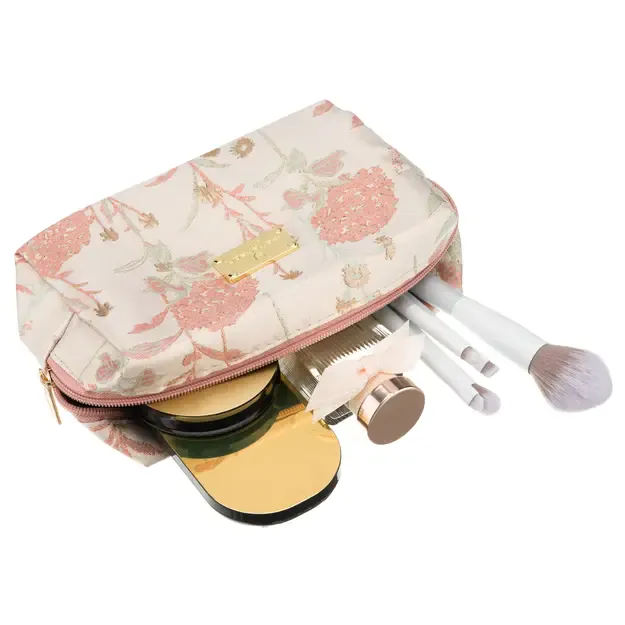 Peterson kosmetinė 2