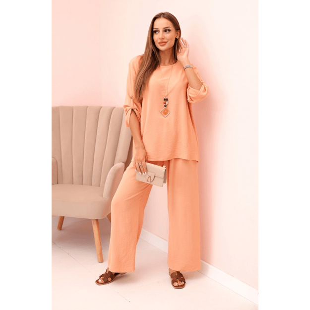 Persikinis komplektas